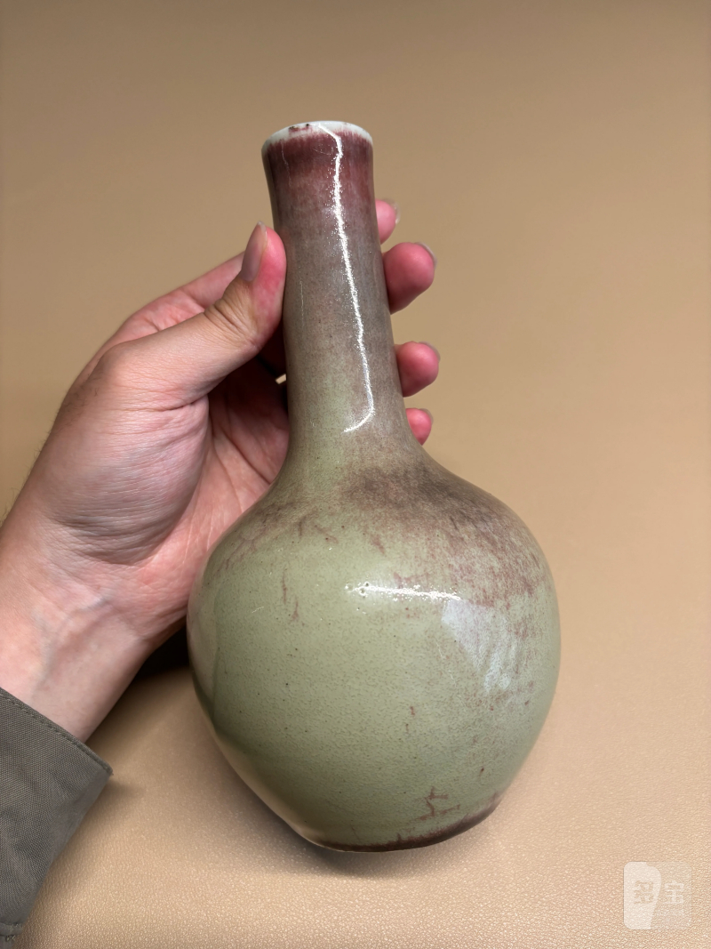 清康熙 豇豆红釉天球瓶 - 图6